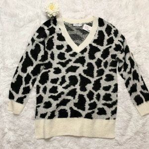 Ricki's Women's Sweater Size Medium New with Tags